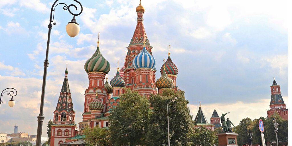 ucd_global's tweet photo. We have more good news for #internationalstudents  applying for visas to Ireland ☘️

👨‍🎓Visa Application Centres in Moscow, Kazakhstan, Belarus, Abu Dhabi, Dubai and Quraysh City will reopen on 22 June.

Have your documents ready to apply👍

DM us with any queries🙂 https://t.co/VD1GlZnlH9
