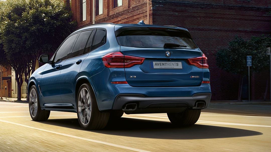 BMW X3; yarı otonom sürüş ve BMW akıllı dört çeker xDrive sistemi sayesinde hem yolda hem de arazide üstün bir sürüş konforu sunar.
BMW X3 ile sürüş keyfini yaşamak için Aventrents'e gelin, hızlı ve güvenli şekilde aracınızı kiralayın.
#bmw #bmwx3 #filo #filokiralama #Aventrents