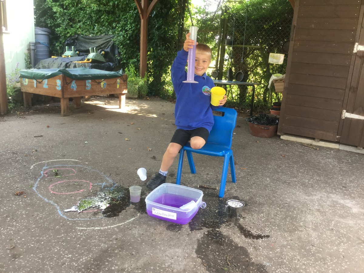 Reception have been exploring volume and capacity using different sized containers and coloured water.