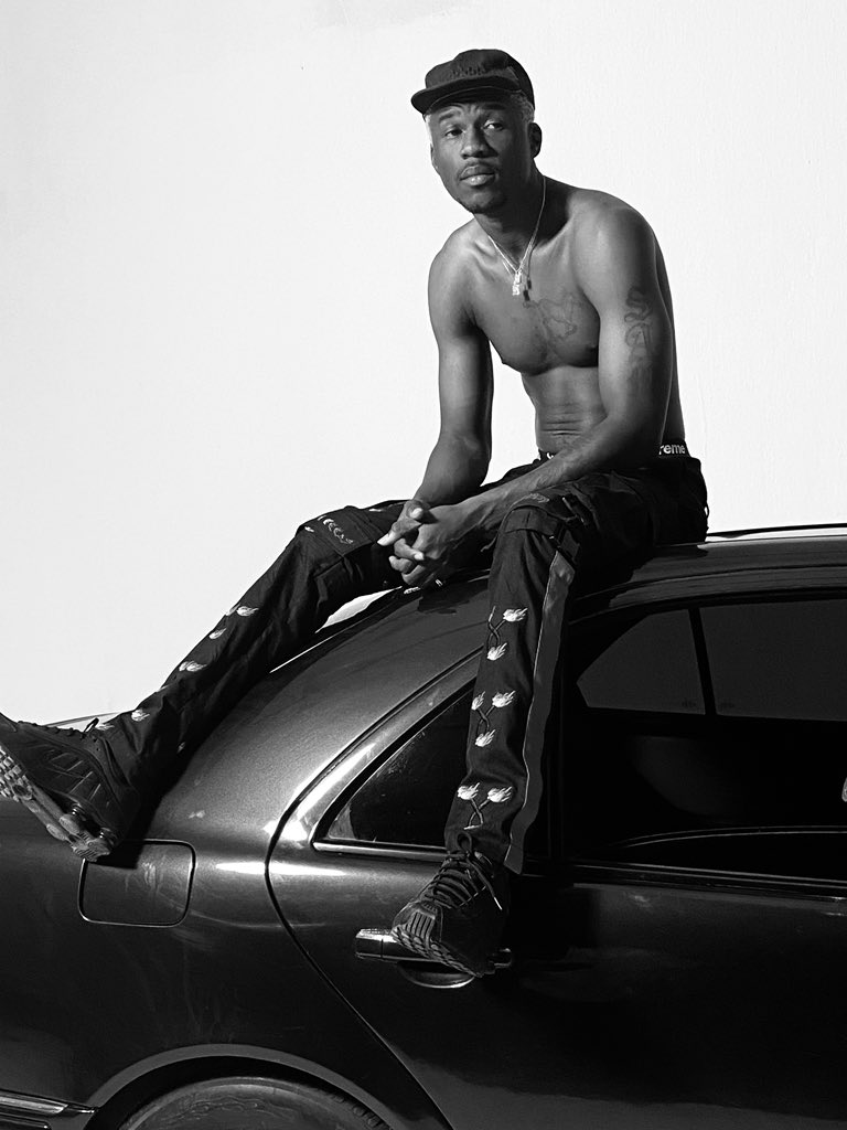 1RealJoeyB tweet picture