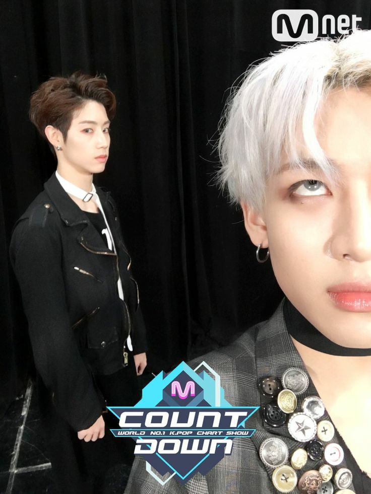 drunkbeom's tweet photo. why are they like this ?? omg 😂😂💚 https://t.co/NqTjrC8orI