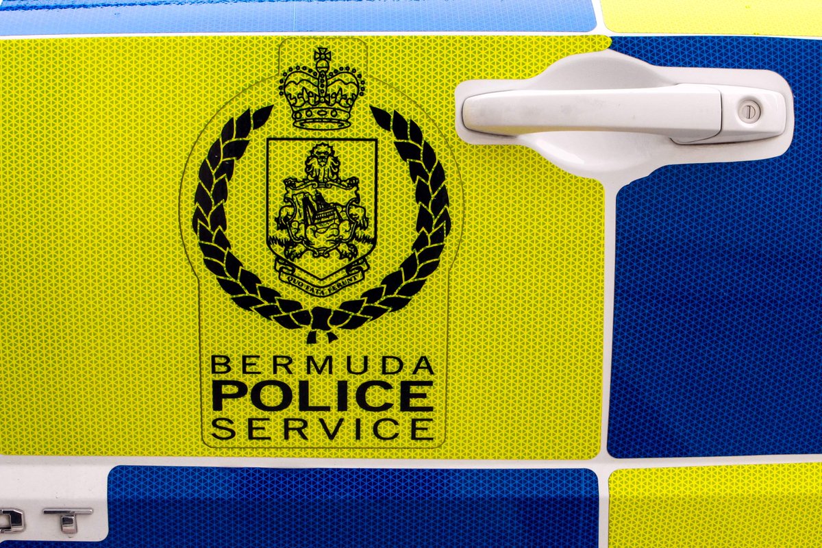 Woman hurt in Pembroke bike crash ow.ly/Jkci102h26m #DriveForChange #BermudaTraffic #Bermuda