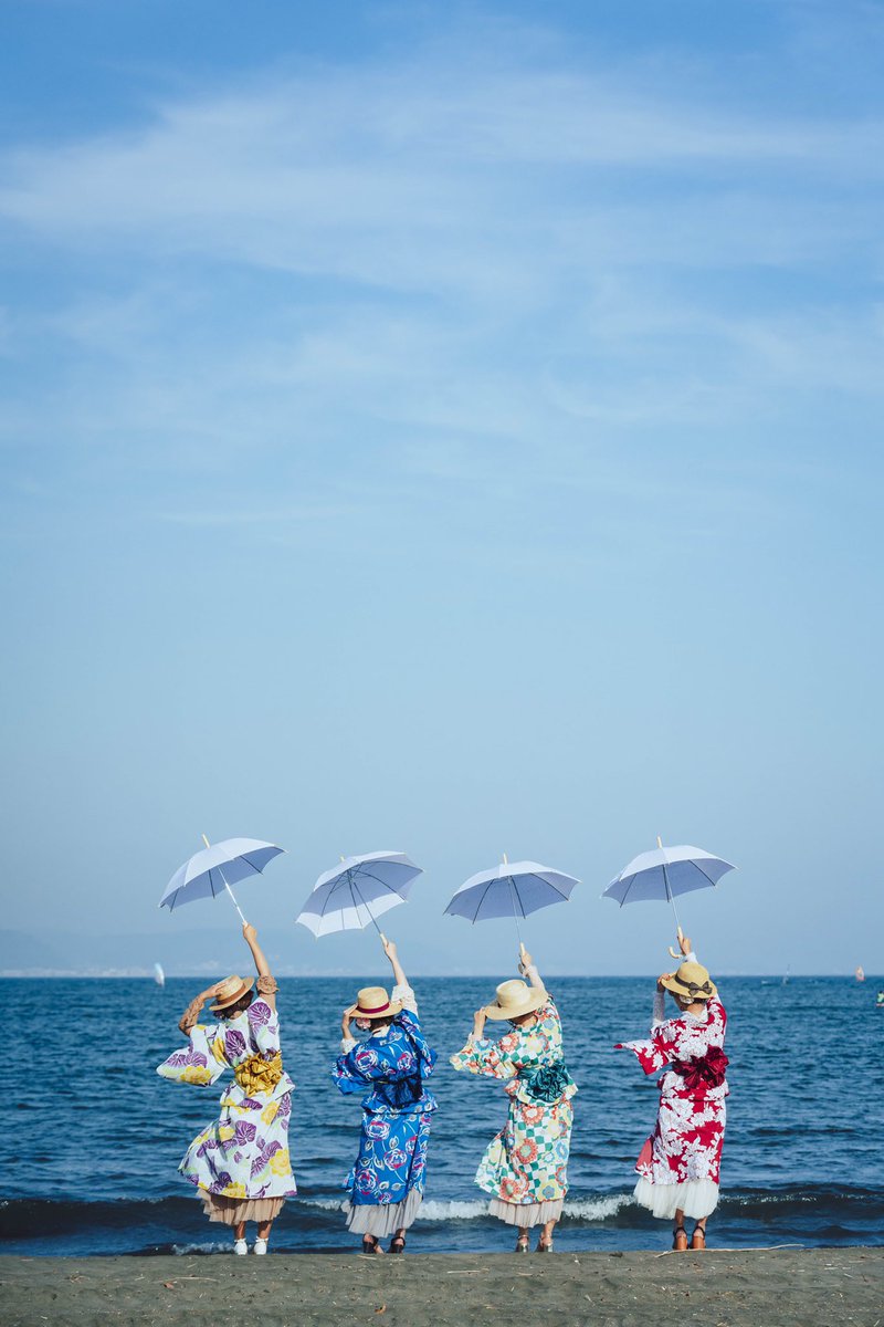 ケンタソーヤング 写真と音楽が好きな人 スーパーかわいい夏のスマホ用壁紙が出来ました ホーム画面に ロック画面に ぜひ御自由にお使いください 壁紙に設定したらリプで教えてね