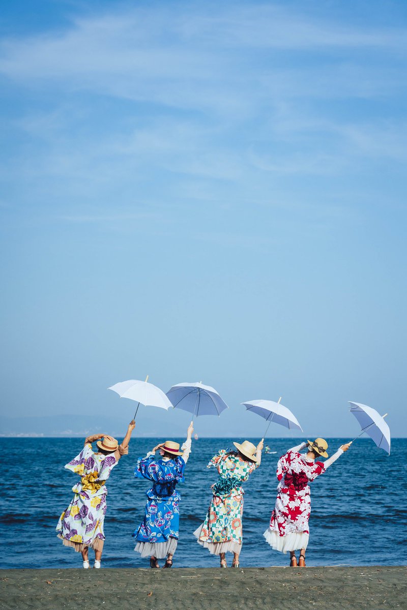 ケンタソーヤング 写真展プロデューサー スーパーかわいい夏のスマホ用壁紙が出来ました ホーム画面に ロック画面に ぜひ御自由にお使いください 壁紙に設定したらリプで教えてね T Co E4ywdruf34 Twitter