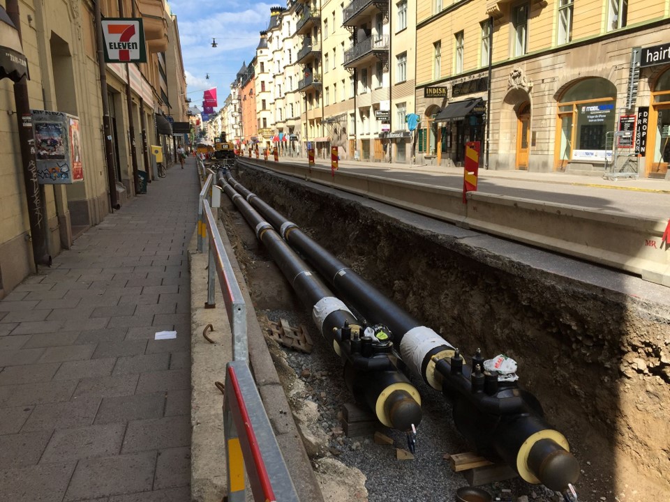 Publicatie eerste Warmtenetrapport: het rapport bevat de voornaamste aspecten vd regelgeving en inzicht in de 56 gemelde warmtenetten (waar liggen ze, welke categorieën en wie beheert ze). We presenteren ook de 1e sociale statistieken voor warmtenetten. vreg.be/nl/document/ra…