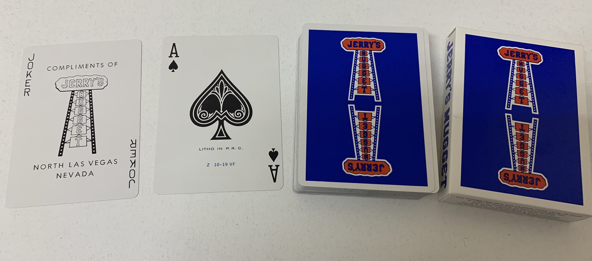 ふなっち 出張ゲームエンターテナー 我が家のお洒落トランプ ジェリーズナゲット オリジナル版は一つ10万円を超える超高額デックですが こちらはその復刻版になります T Co Z6u719yz02 Twitter