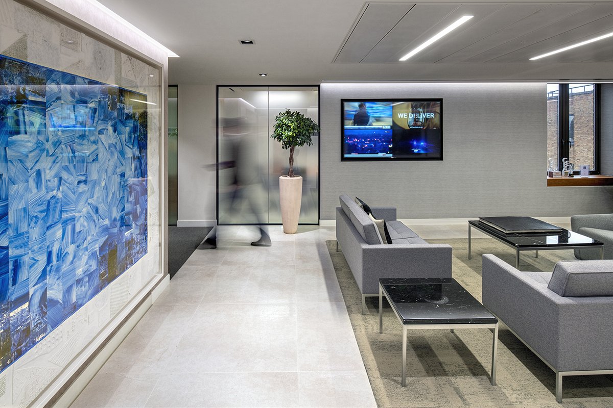 Photobanks's tweet image. Berkeley Square House is 1 of London’s most internationally recognised addresses. Earlier this year I #photographed the new #offices of Tristan Capital Partners - 8th floor, delivered by @GroupJAC along with @Overburyplc, &amp;amp; property agents @Bilfinger GVA plus @JLLUK #photography