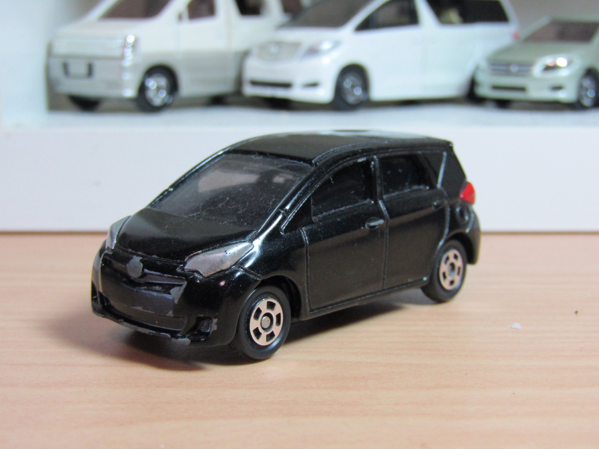 トミカコレクション Na Twitteru トミカ トミカコレクションno 539 92 6 トヨタ ラクティス 11年に発売されたやや縮んでるファンカーゴの後継車 ラクティス でも後部ドアの開閉ギミックあるのは 親戚が新車で発売された時に買ってくれたもので思い出が
