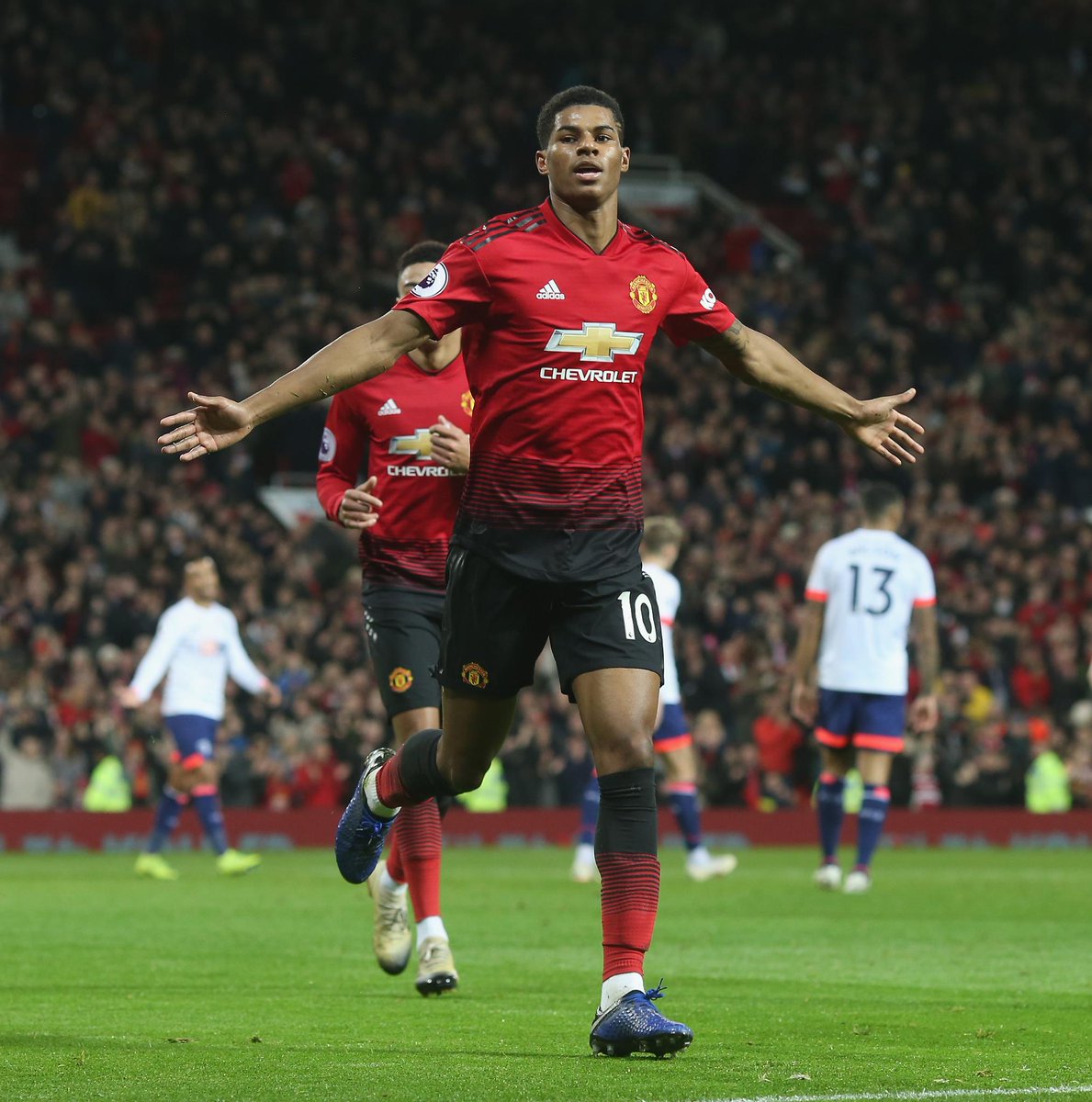 Footballtweet's tweet photo. Marcus Rashford has just spearheaded a campaign that will help feed 1.3 million children over the summer. 

He conducted that campaign with unwavering conviction and confidence and showed humility and dignity when he triumphed.

An inspiration to us all, @MarcusRashford.  👏 https://t.co/kH4G2z4GnX