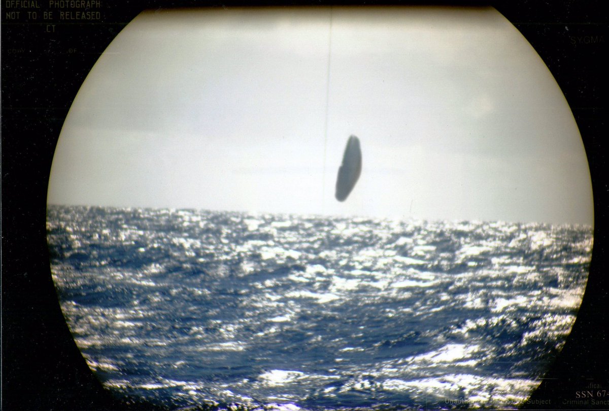 17/ The images captured (HD) are claimed to be just test balloons for weapon testing on the submarine although this has never been confirmed nor denied, what I find odd is the fact they come in so many different shapes