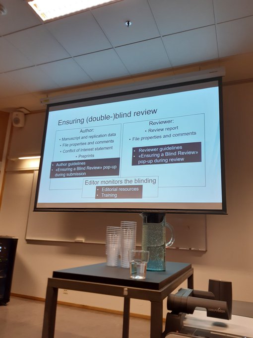 marie_librarian's tweet photo. Excellent article by @AysaEkanger & Solveig Enoksen @ubtromso 'Support for Good Peer Review in OJS-based Journals: A Library Publisher’s Perspective,' based on their presentation @IFLA's #libpub2020 @OsloMet earlier this year. See: https://t.co/wJ2wcQpNn5. @pkp #peerreview https://t.co/S3qYyY86TI
