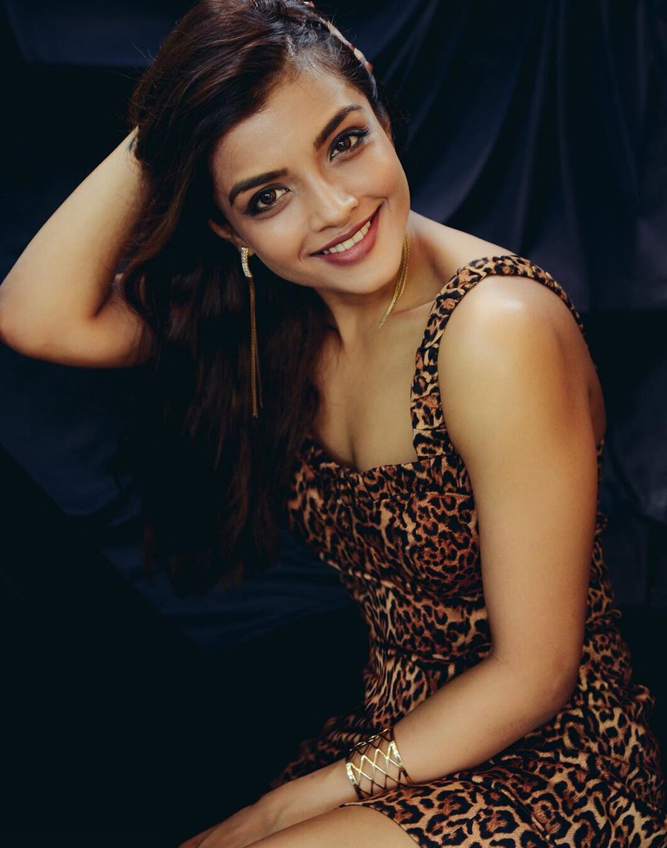 IndiaGlitz - Tamil on X: Ashna Zaveri ❤️❤️❤️ more actress images at  t.cohmoZcC1ofL t.coe9Bbqfe7Gs  X