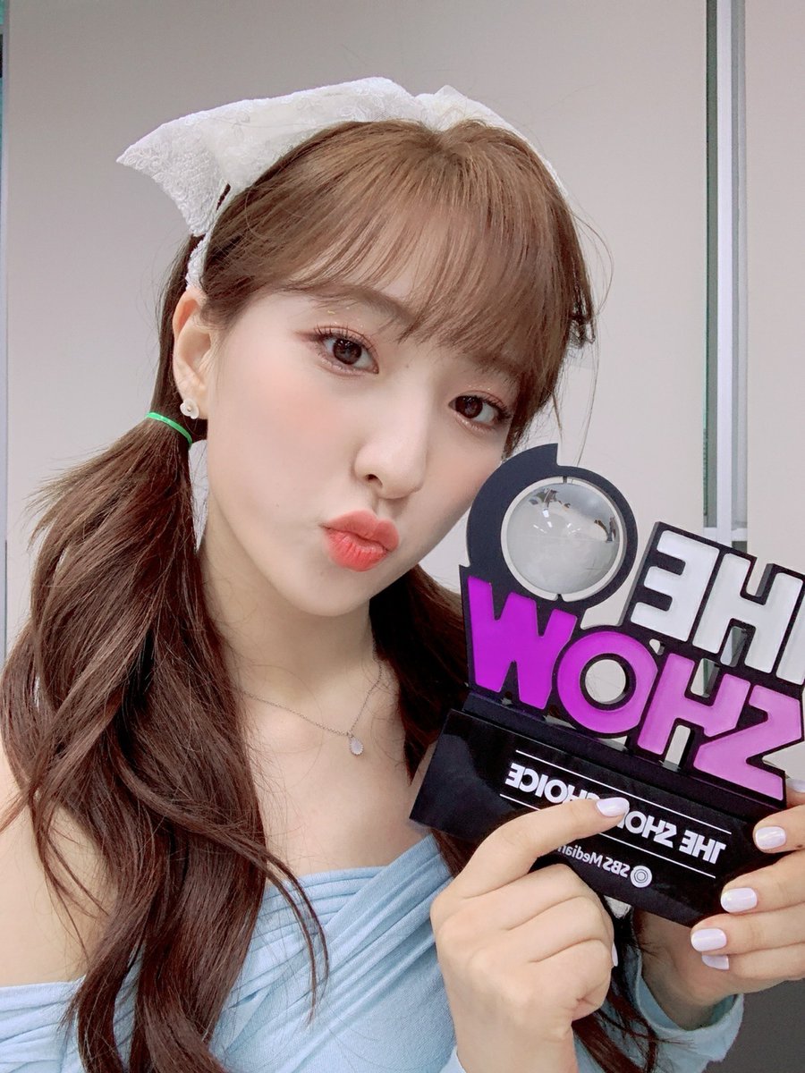 WJSN_Cosmic's tweet photo. [#우주소녀 #은서]
오늘따라 더 보고싶은 우리 우정들....🥺❤ https://t.co/zh3k4ZJvu0