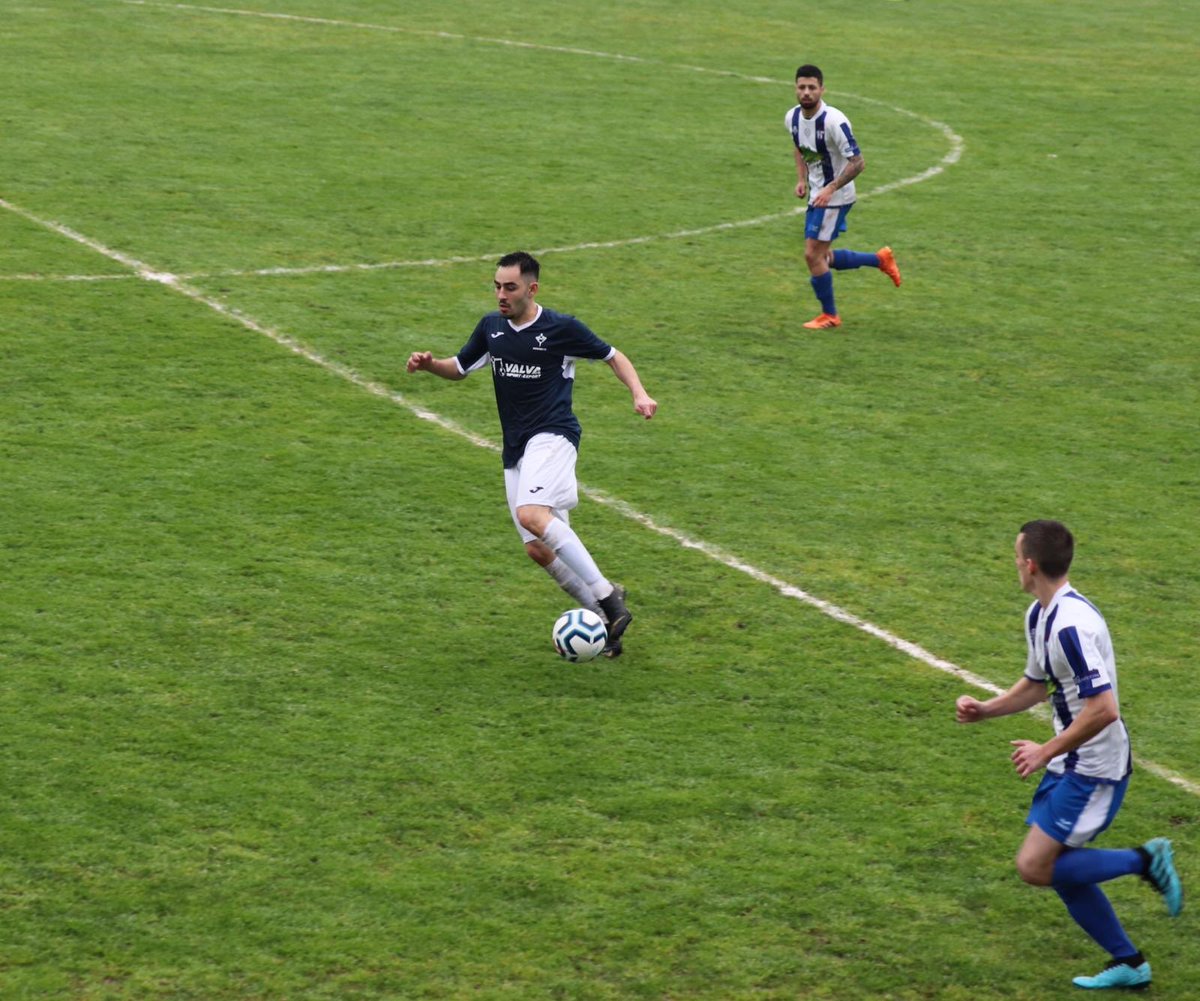 Javi Prieto tamén renova!! O habilidoso goleador seguirá dando guerra na Lagoa!!
 💙💙