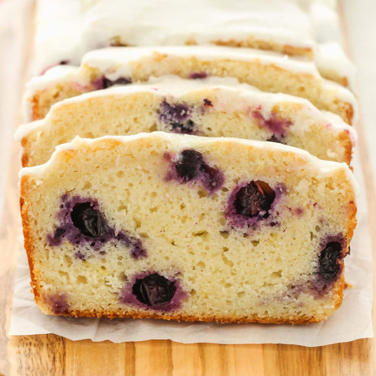 Shinobu is Blueberry lemon bread