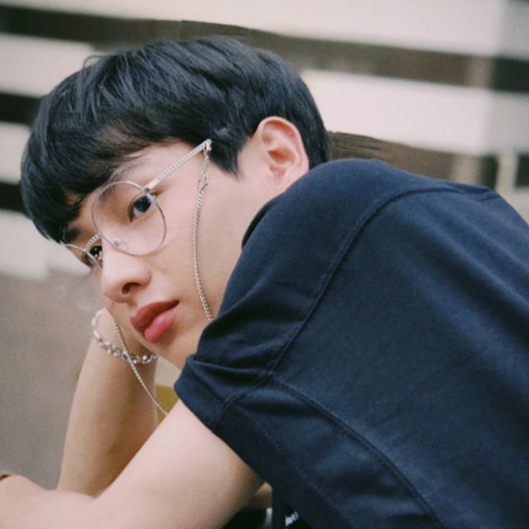 Adulkittiporn Family in BLACK—   #offjumpol  #gunatthaphan  #winmetawin  #chimonwachirawit