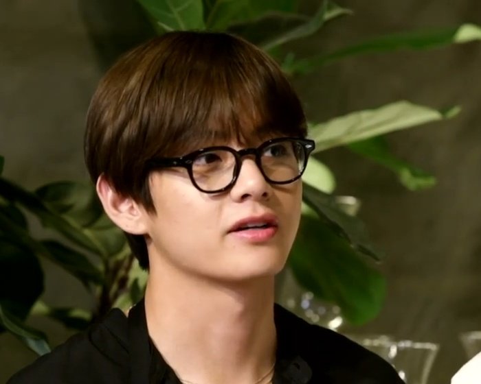 A thread of taehyung being a smart mf [ Run BTS Edition]