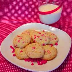 🍪 of the day | Cherry Chip Cookies I
Recipe▪allrecipes.com/recipe/10296/
 A chip cookie with a difference! Light, crispy and eggless, these cookies are a great after-school t...
#cookieoftheday #cookies #recipes #baking