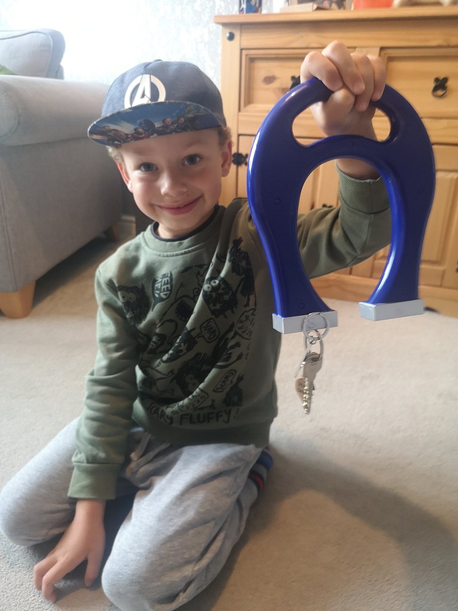 kateyrstephens's tweet photo. @PontybreninR Today we've been experimenting with magnets. This has been so fun! Rueben was surprised to see the spoon was not magnetic. 

He really can't wait to see all his friends and the lovely teachers back in school soon ❤️ https://t.co/JYxwbqXK0O