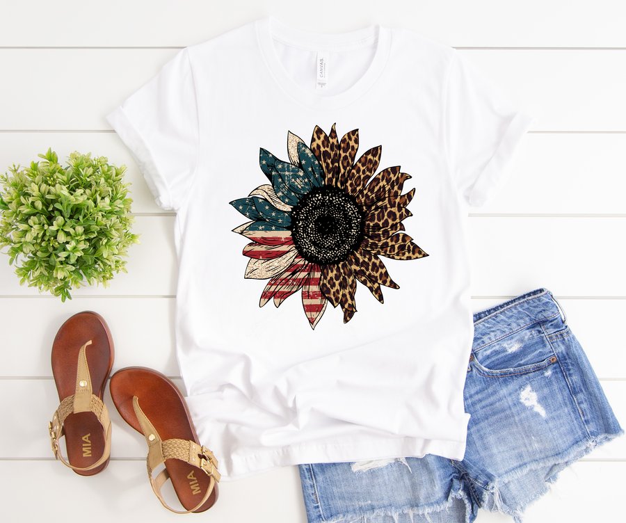 cutorcolor2's tweet photo. Oh my! I need everything sunflower 😍 how does a girl choose? #sunflower #tee #tuesdayvibes #crawlher https://t.co/OfZvd3Pmu2