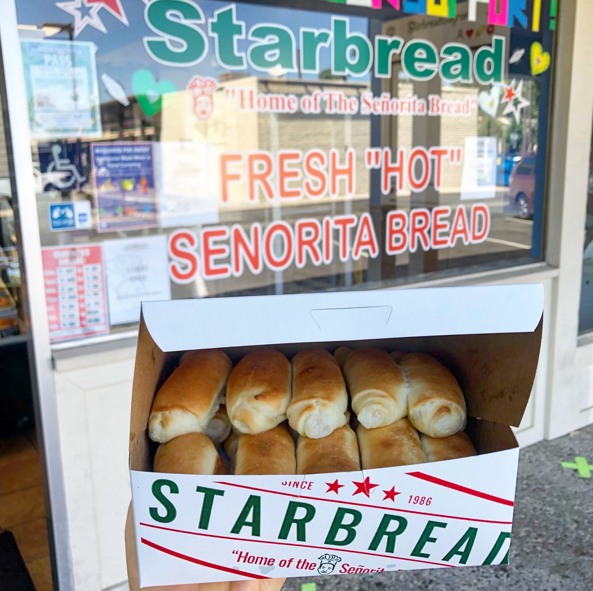 alex_harmon's tweet photo. I now know how addicting these are! 😋
#StarBreadBakery #SenoritaBread #AlexsFoodventures https://t.co/eS1KE36lbd