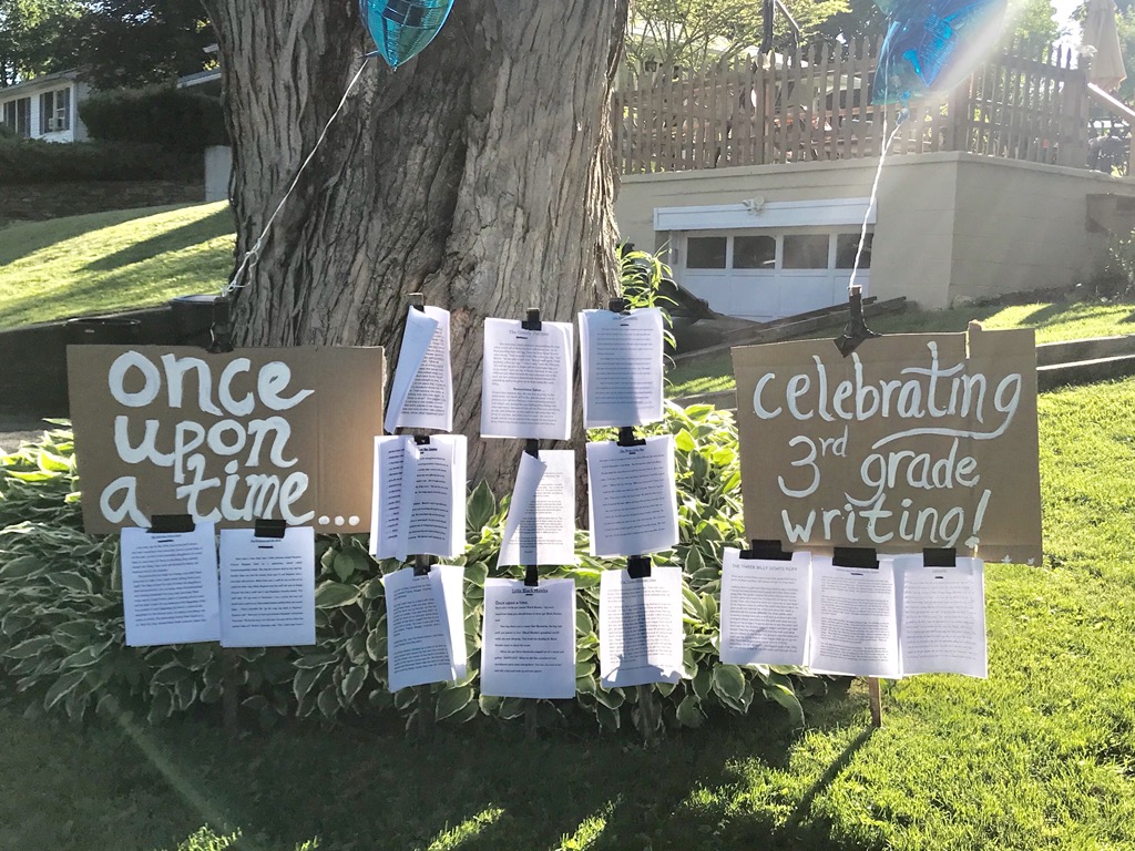 lblakedavis's tweet photo. Celebrating grade 3 fairytales!!🌟🌟@BecketWash https://t.co/bBuHhTanT8