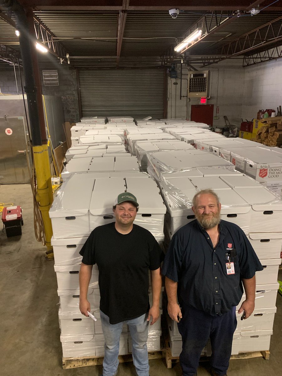 salarmycincy's tweet photo. These boxes filled with food arrived at our downtown Citadel Community Center today, and are headed out to help those in need right here in the Cincinnati area.

You can provide hope today by texting “SUMMER2020” to 91999. 

#ASummerOfHope ☀️
#FightForGood https://t.co/bdNq4KH3xW
