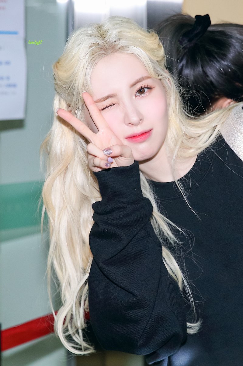 200615
#예빈 #YEBIN #다이아 #DIA <a href="/dia_official/">다이아 DIA</a>