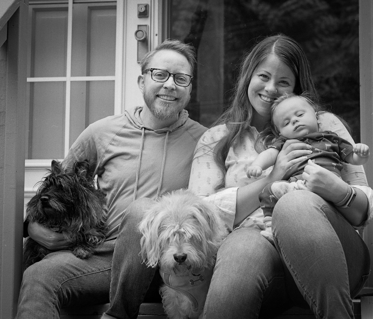 CovidPortraits's tweet photo. "On the one hand, we are worried about COVID-19, particularly because much of our family is in their 80s, and Cameron is a transplant patient. At the same time, we have also leaned into the isolation as a sweet relief from our usually hectic lives."

https://t.co/DdsrhPcUlM https://t.co/QBbzM19rNZ