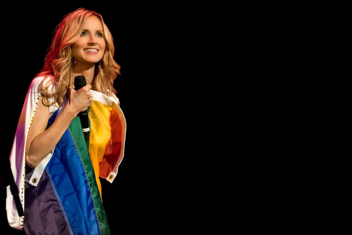 16) Chely Wright
