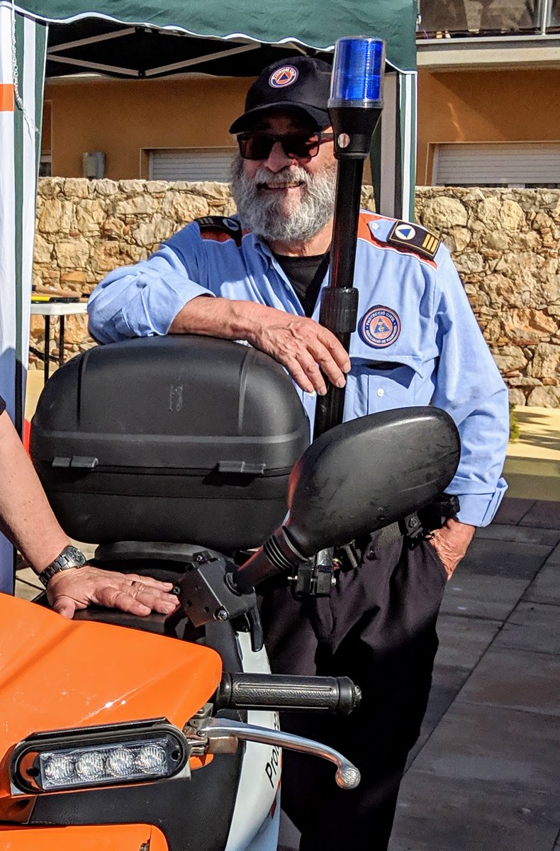 Ens entristeix comunicar la pèrdua d'en Joan Costa Gamell, president de l'associació. Volem agraïr la seva dedicació, temps i esforç cap a l'associació i la població de l'Escala. Una forta abraçada als familiars, amics i companys.