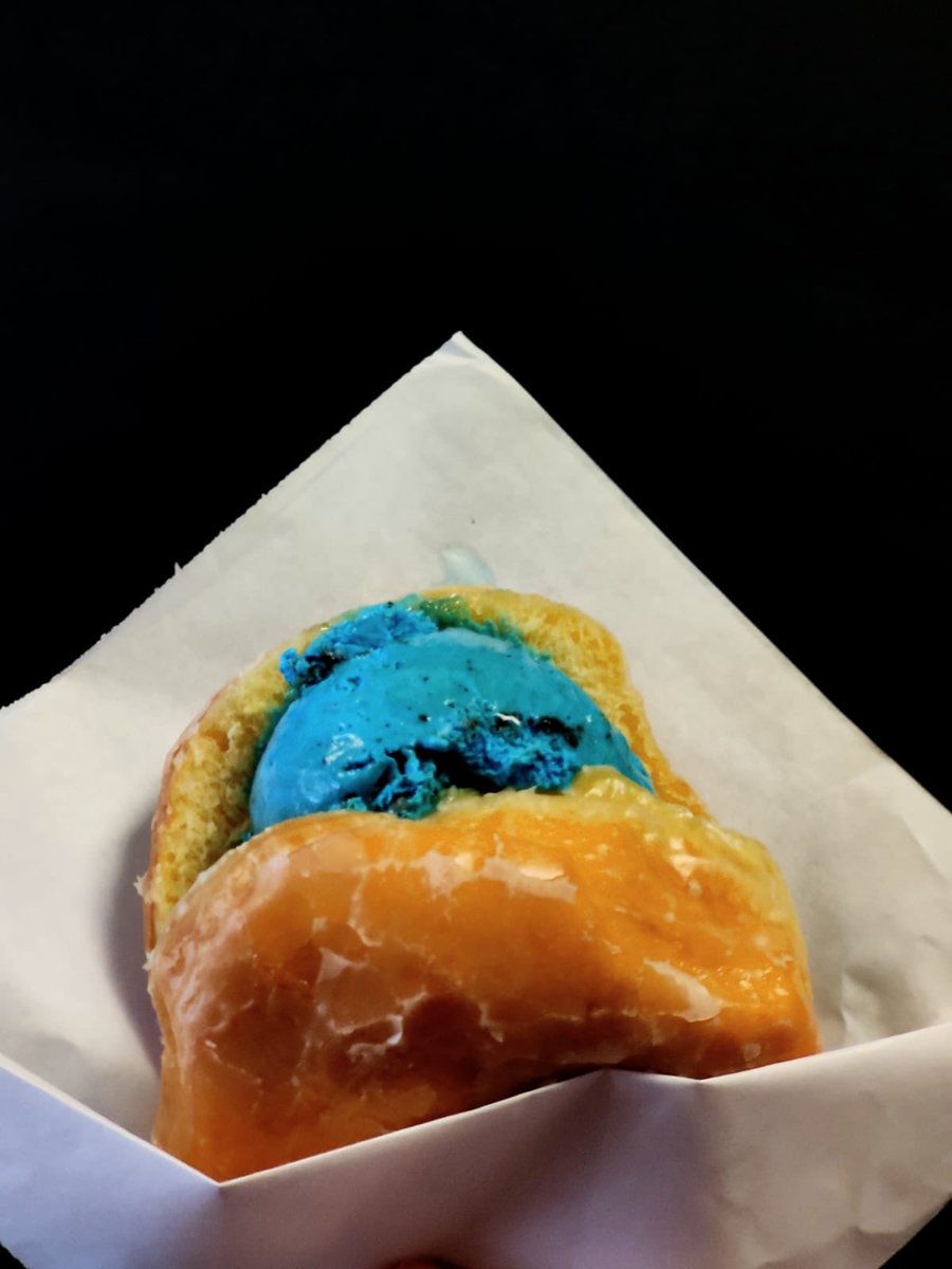StackedIceCream's tweet photo. They’re back at our sugarland location! Come through! https://t.co/USVTkdtmzn