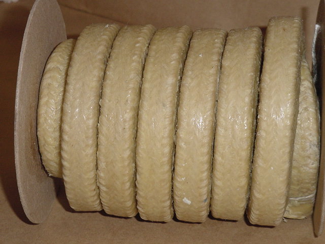 Esainca_SA's tweet photo. Empaquetadura E20 para servicio marino. Diseñada para manejar soluciones acuosas saladas y dulces. Muy utilizada en embarcaciones para sellar el eje de popa. 
Manufacturada con 100% fibras de RAMIO (fibra Vegetal).
#empaquetadura #empaquetaduras #empaquetaduramecanica https://t.co/1R28YZHngb
