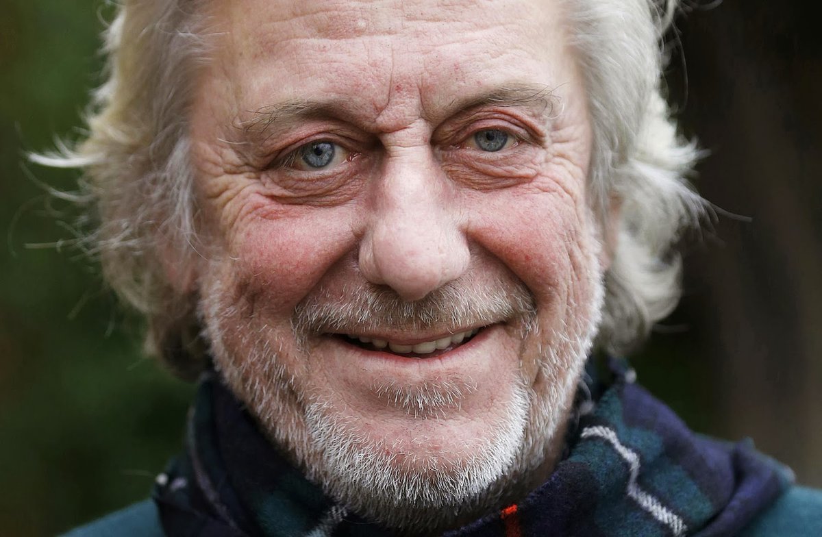 PetitCinephile's tweet photo. Patrick Poivey : 1948-2020.
L'homme derrière la voix de Bruce Willis (mais pas que) est décédé aujourd'hui. Une immense perte pour le monde du doublage...
Une immense perte, tout court. Un homme adorable... https://t.co/nnxFzaLGbd
#brucewillis #Patrickpoivey https://t.co/Oj62n72QkY