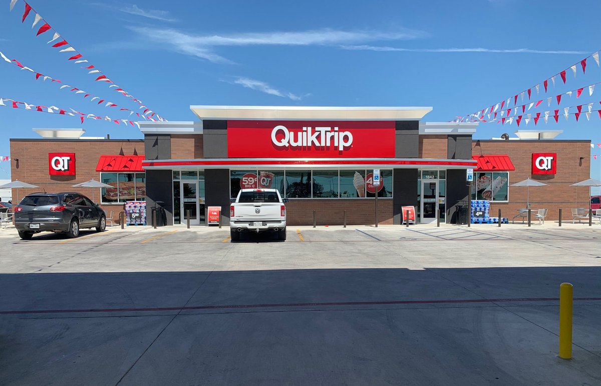 embreegroup's tweet image. Embree Construction completes their 5th location for QuikTrip in San Antonio, TX. This QT location features 7,318 SF of a full travel center including: a certified truck scale, gas &amp;amp; diesel pumps, a full kitchen, and beverage station. 
#EmbreeGroup #EmbreeConstruction