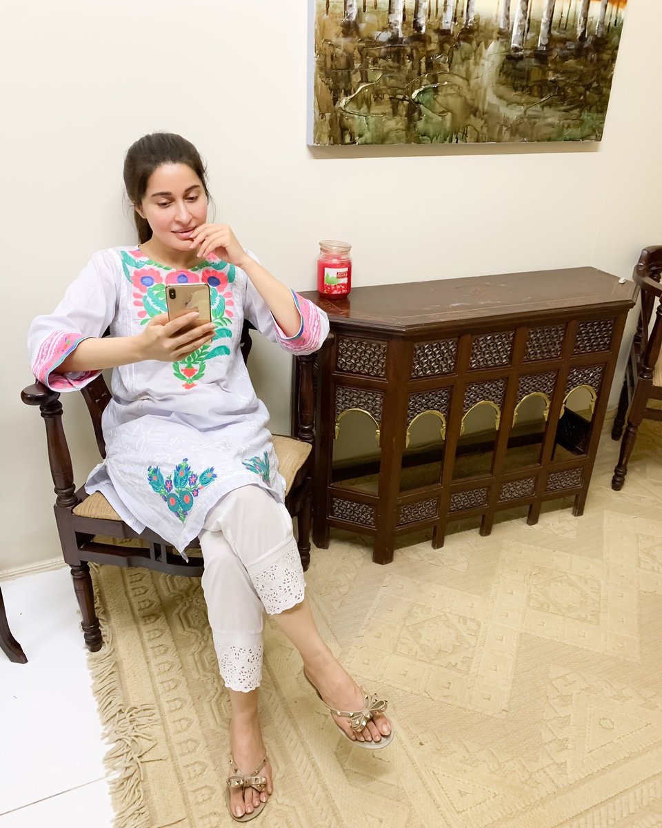 IamShaistaLodhi's tweet photo. Sometimes the most productive thing you can do is relax. Believe me!! #ShaistaLodhi #Relax https://t.co/SYe4F4WKY8