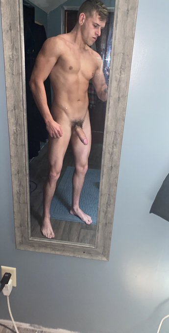 Anyone want to 69 with me? Sounds fun an it&rsquo;s been to long 😈😏 https://t.co/lvQV8E0Att