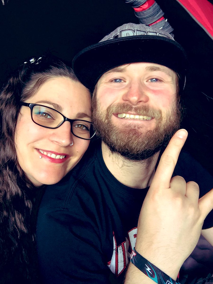 nicjs85's tweet photo. So much fun had @DownloadFest this last weekend with #DownloadTV Livingrm camping, recreating our fav DL foods, blaring music & enjoying all the interviews. More @kiss & @offspring would have been better tho!๐ค๐ผ๐ Canโt wait to see the DL family in real life next time!! ๐๐ค๐ค๐ผ https://t.co/D3cy7f5pb1