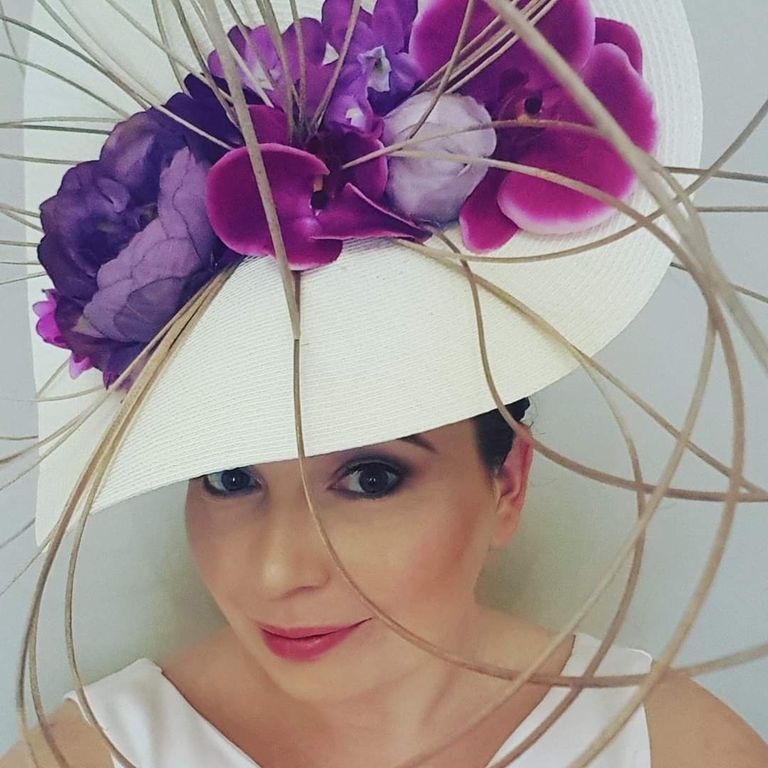 85Eclair's tweet image. Wish I was in my most favourite place today ❤️
#royalascot #RoyalAscot2020 @itvracing @Ascot