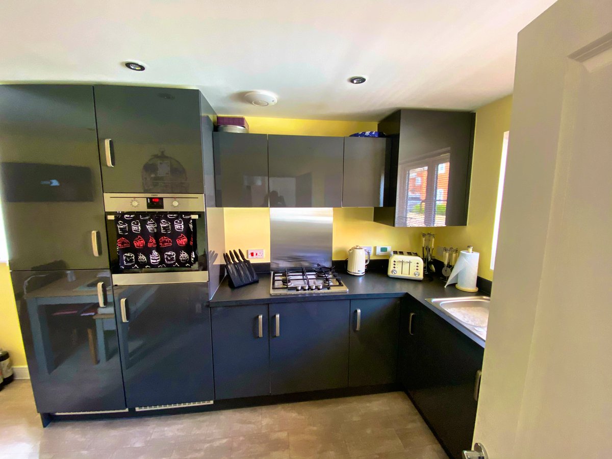 dirtchasers's tweet photo. Kitchen clean this morning. #cleaning #cleaningbusiness #clean #cleaningservice #cleankitchen https://t.co/8eVFVHtAvW