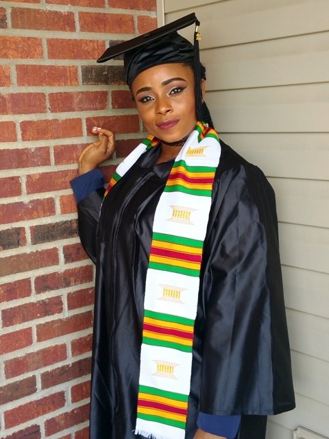 What is Kente Stole?Kente Stole is adapted from african tradition in Ghana. Kente academic stoles are often used by African Americans as a symbol of ethnic pride.
