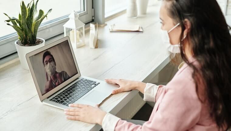 TomPick's tweet image. MT @ShellyKramer @FuturumResearch: HR leaders are being put to the test as companies make tough decisions about workforce numbers, and how best to support the new #WFH normal as part of our foreseeable future. bit.ly/2UHU69P #COVID1 #HROps