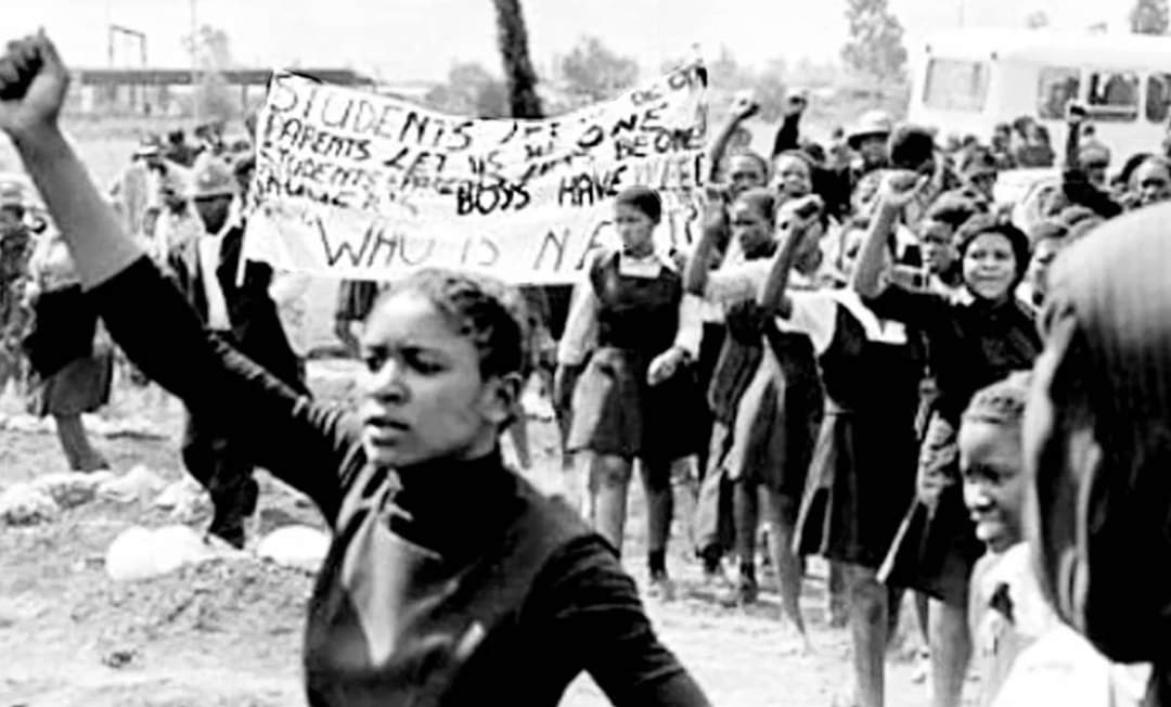 education_mdc's tweet photo. 43 years ago, black school kids in Soweto challenged a school system that forced them to learn in the language of their oppressor. Many were killed. Thousands were injured. Time may pass, but we will never forget those brave young souls. #SowetoUprising https://t.co/Tly9Kmm5YQ