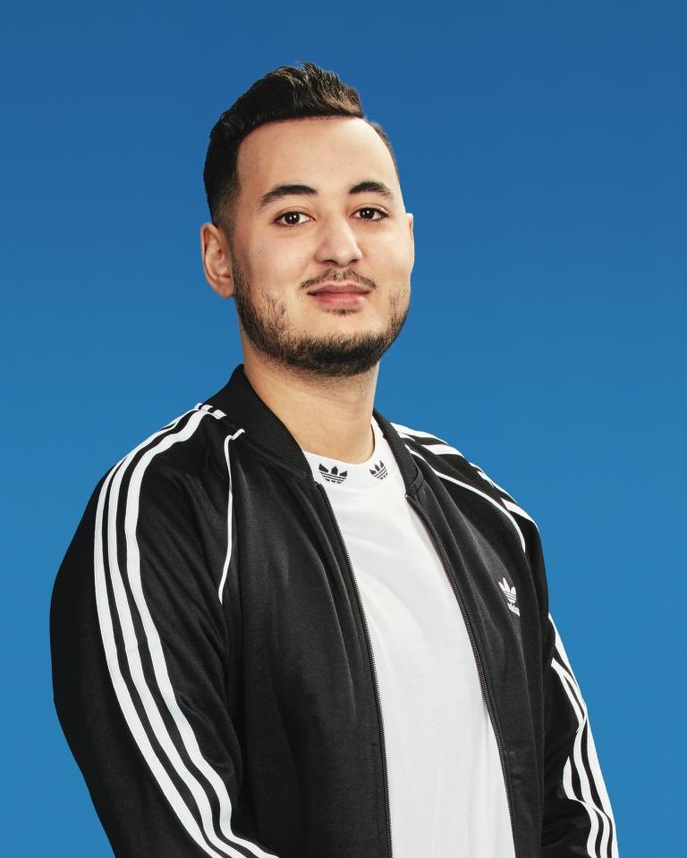 adidasFR's tweet photo. « Participer à des évènements caritatifs fait partie intégrante de mon éducation, on participe à des oeuvres de charité depuis toujours. Maintenant j'ai la chance de pouvoir faire bouger les choses à un autre niveau. » 💪 - @Gotaga 

#adidasSuperstar #ChangeIsATeamSport https://t.co/AUJFGOkTle