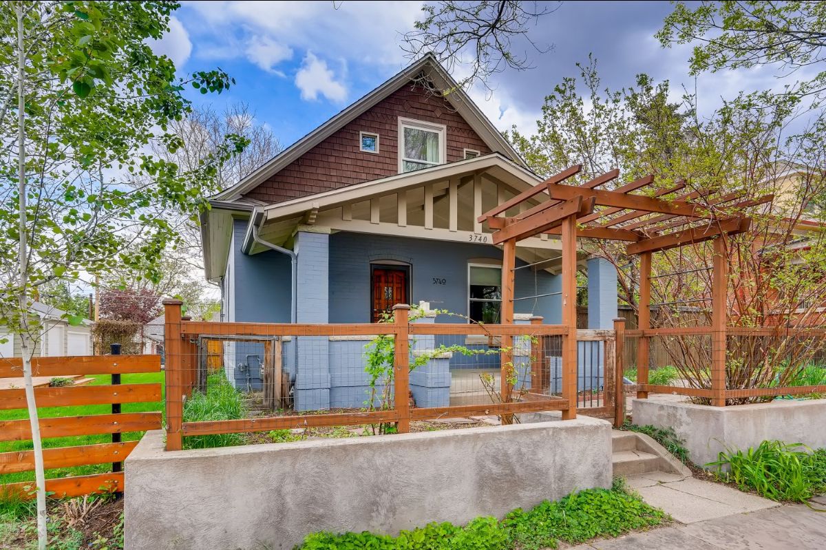 CalibrateRE's tweet photo. SOLD Over List Price! West Highland Victorian #CalibrateSOLD #JustSold #SOLD #WestHighland #Denver #DenverRealEstate #Realtor #Colorado #Denverrealestate https://t.co/qWRCezkc9f