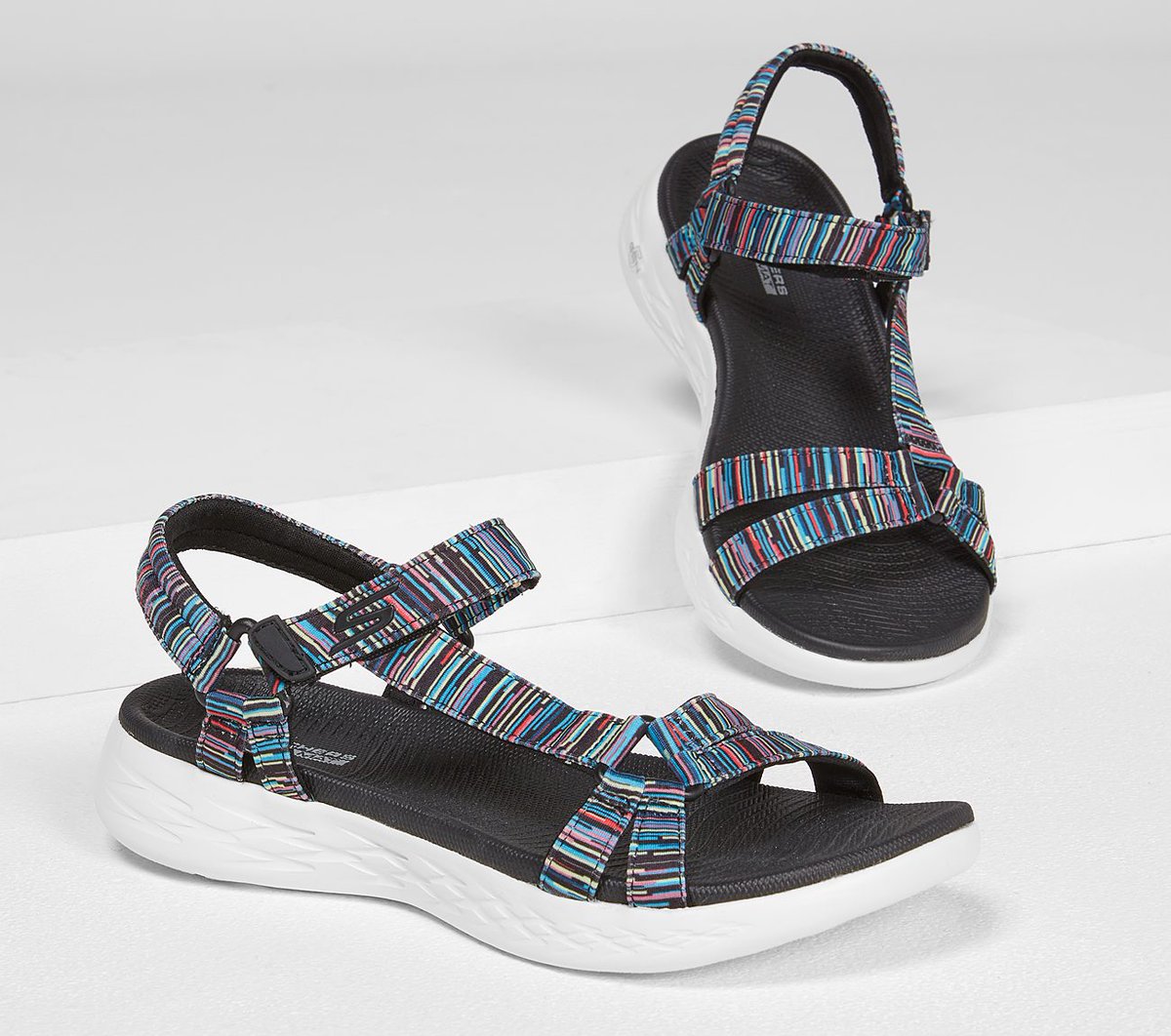 srbalon1's tweet photo. Skechers On-The-Go 600. La sandalia cómoda y con estilo! 
En negro https://t.co/87BYQu535W
y de colores https://t.co/Xnnqi9bsww

#frescocomodoyconclase #skechers https://t.co/fPCPI2Nm1Z