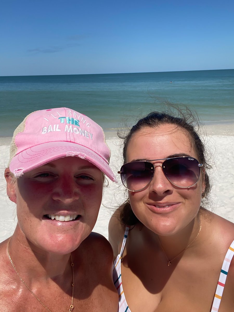 Elaineyoltay's tweet photo. Peaceful day in paradise 🏖❤️ https://t.co/YXOubSu7kM