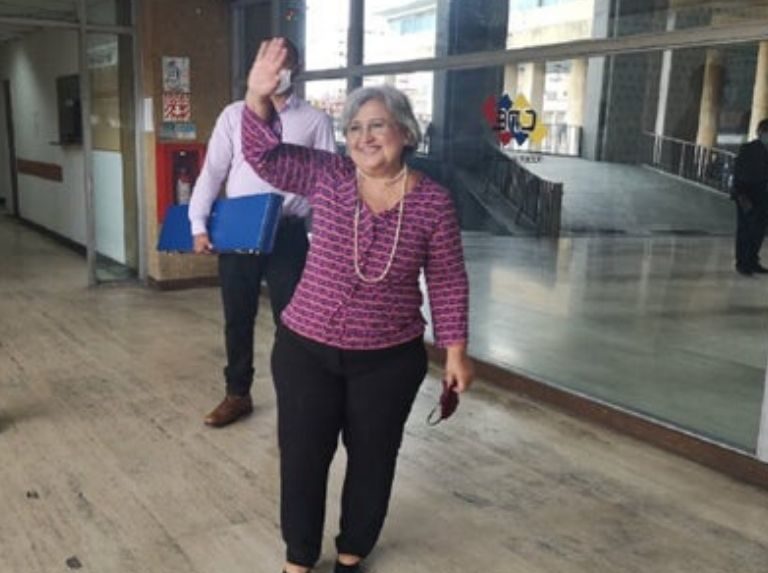 Tibisay Lucena se despidió del CNE tras 14 años al frente wp.me/pbonAD-3tO9