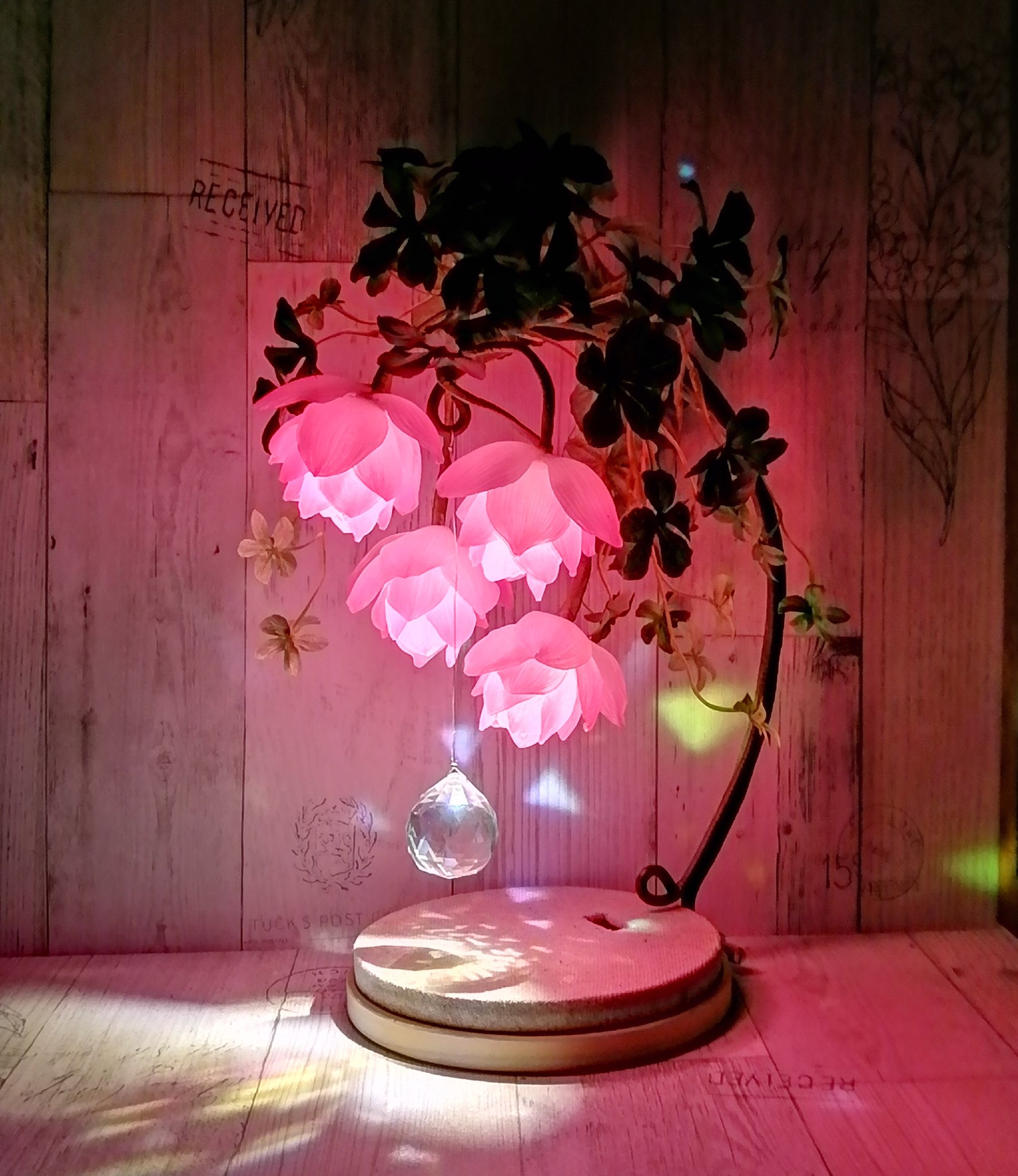 グレイ系華麗 再再々値下げ お花付きランプ その他 ライト 照明グレイ系 Www Marengoef Com