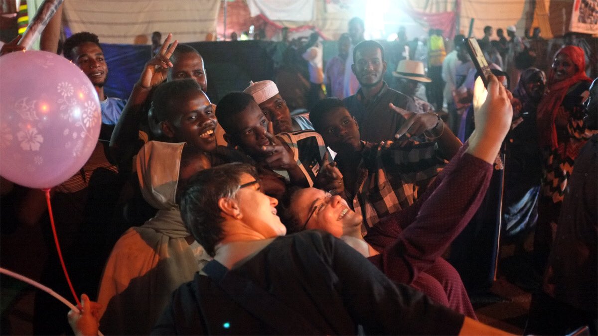 GERonAfrica's tweet photo. #EmbassyOfTheWeek 🌍 #Sudan 🇸🇩
Sudan is at a historic turning point, paving its way into a democratic future. Our embassy was at the heart of last year’s peaceful revolution and showed their support for peace, justice and freedom. #sudanrevolution #سوداني https://t.co/fo9Za4MqOe